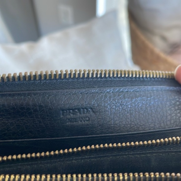 Authentic Prada Pebble Leather Zip Around Zippy Wallet in Black - Picture 10 of 11